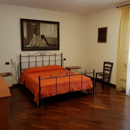 Guardiana Del Castello Ferienhaus *